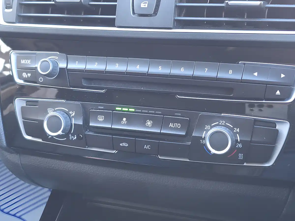 Used 2016 BMW 1 Series Sport Black - Interior and Exterior details 13