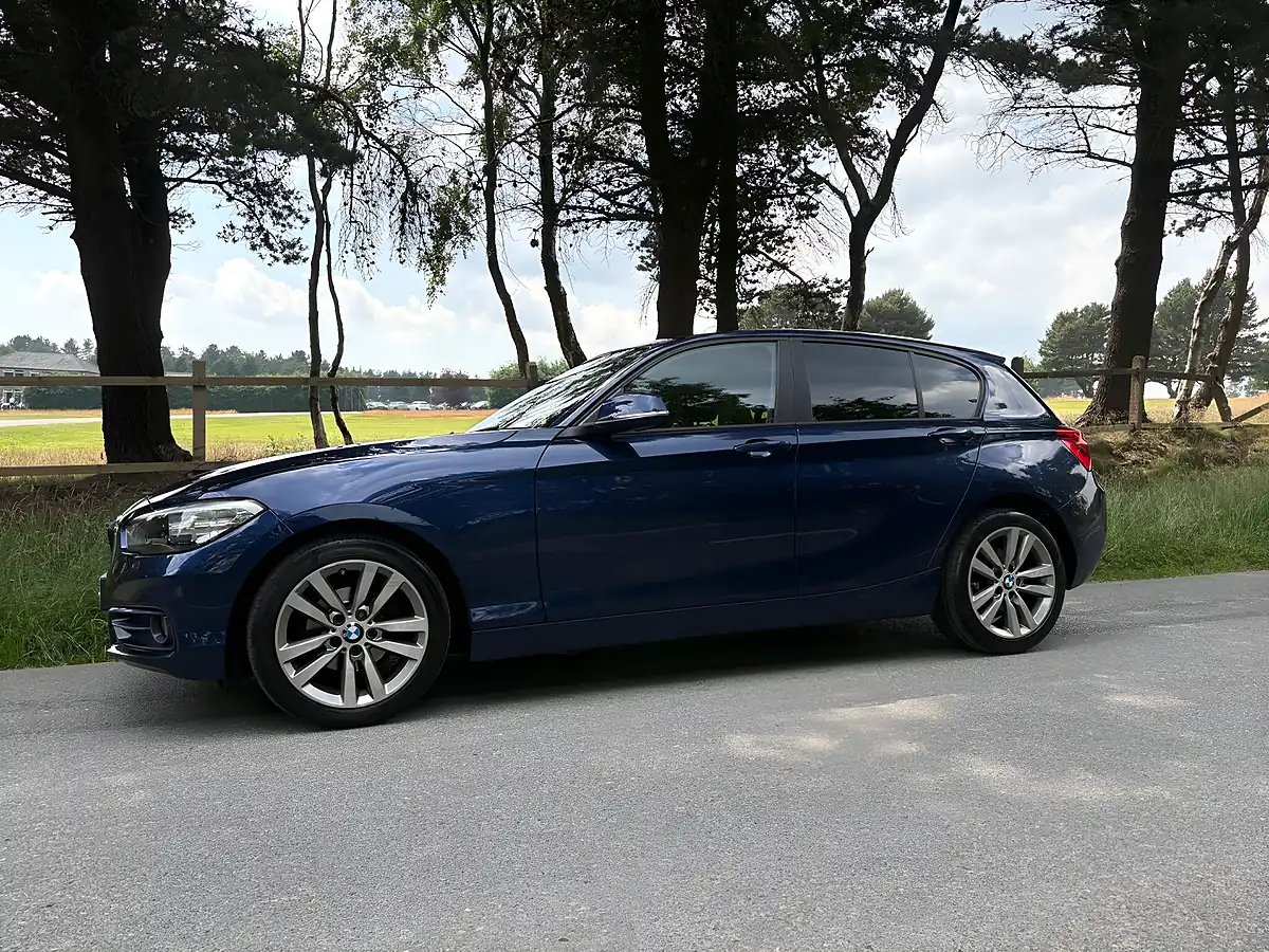 Used 2016 BMW 1 Series Sport Blue - Interior and Exterior details 14