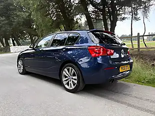 Used 2016 BMW 1 Series Sport Blue - Interior and Exterior details 17