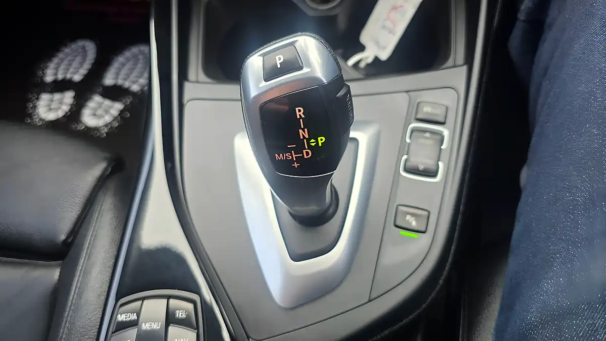 Used 2016 BMW 1 Series Sport Grey - Interior and Exterior details 15