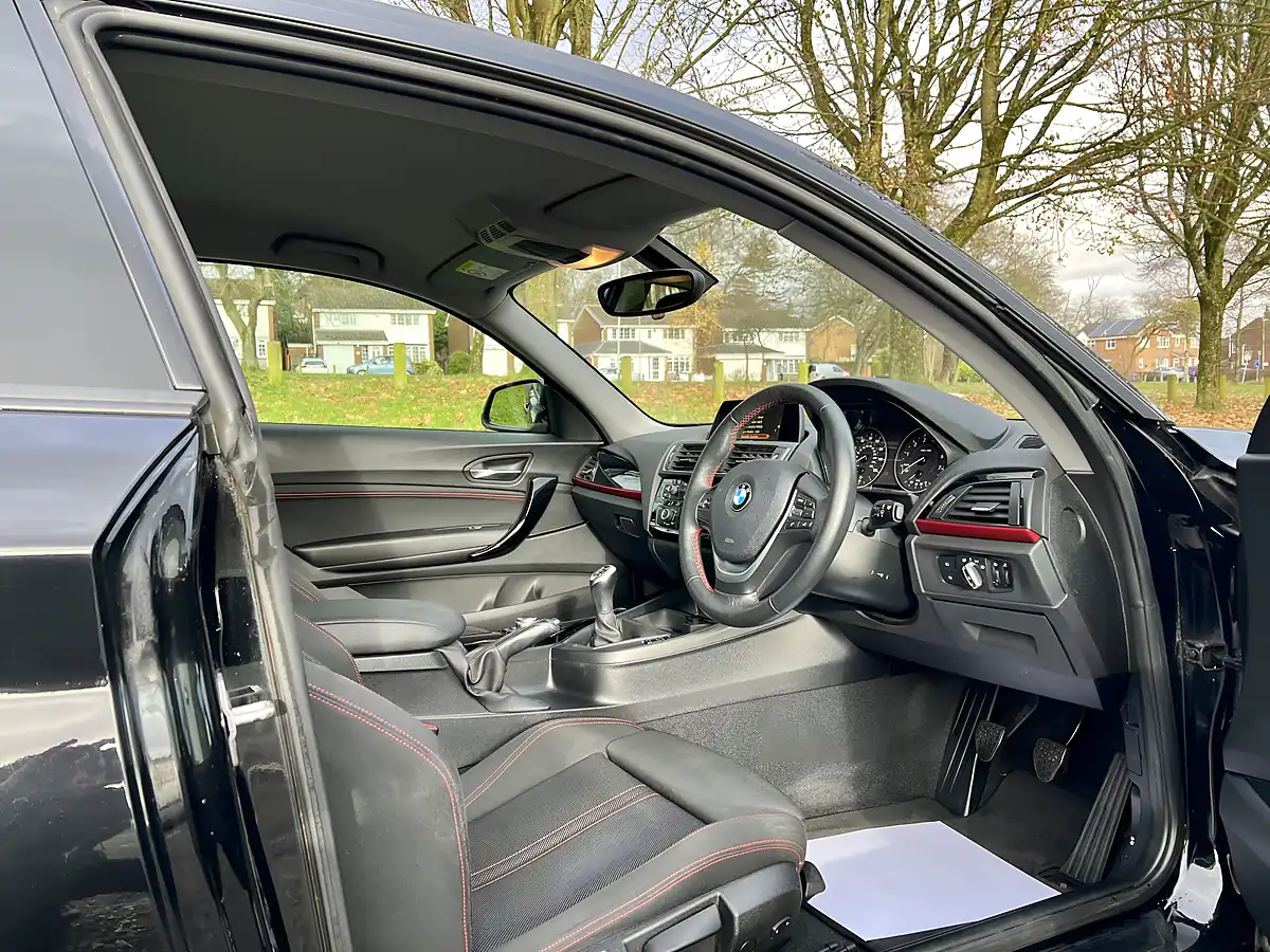Used 2016 BMW 1 Series Sport Sapphire Black - Interior and Exterior details 3