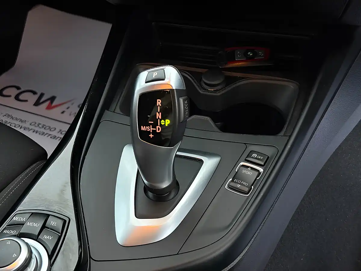 Used 2016 BMW 1 Series Sport White - Interior and Exterior details 17