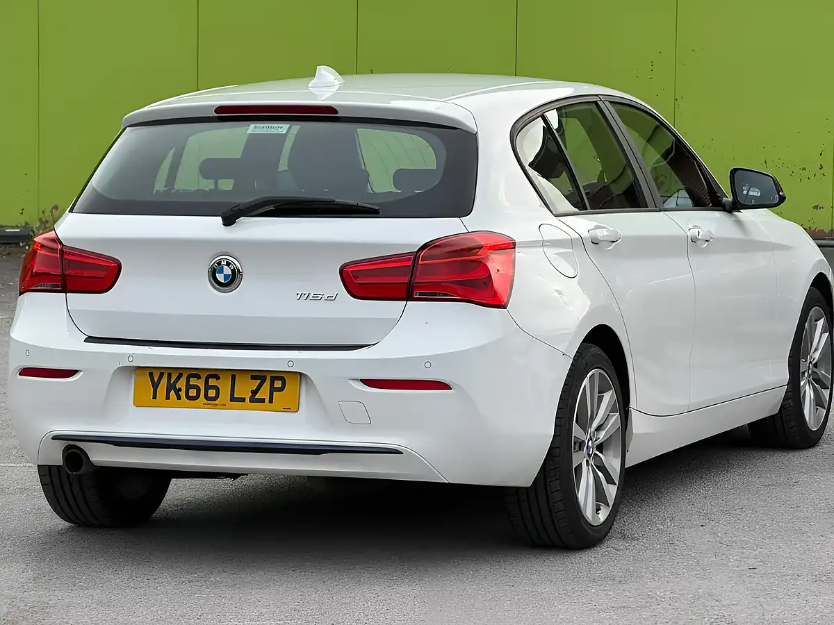 Used 2016 BMW 1 Series Sport White - Interior and Exterior details 4