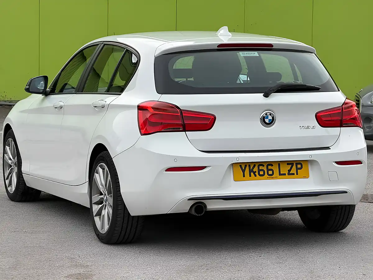 Used 2016 BMW 1 Series Sport White - Interior and Exterior details 5