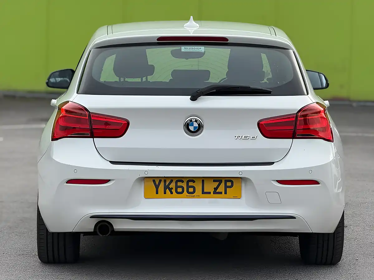 Used 2016 BMW 1 Series Sport White - Interior and Exterior details 6