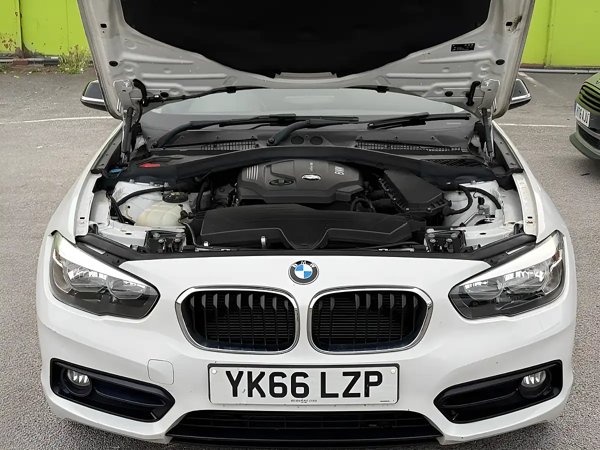 Used 2016 BMW 1 Series Sport White - Interior and Exterior details 9