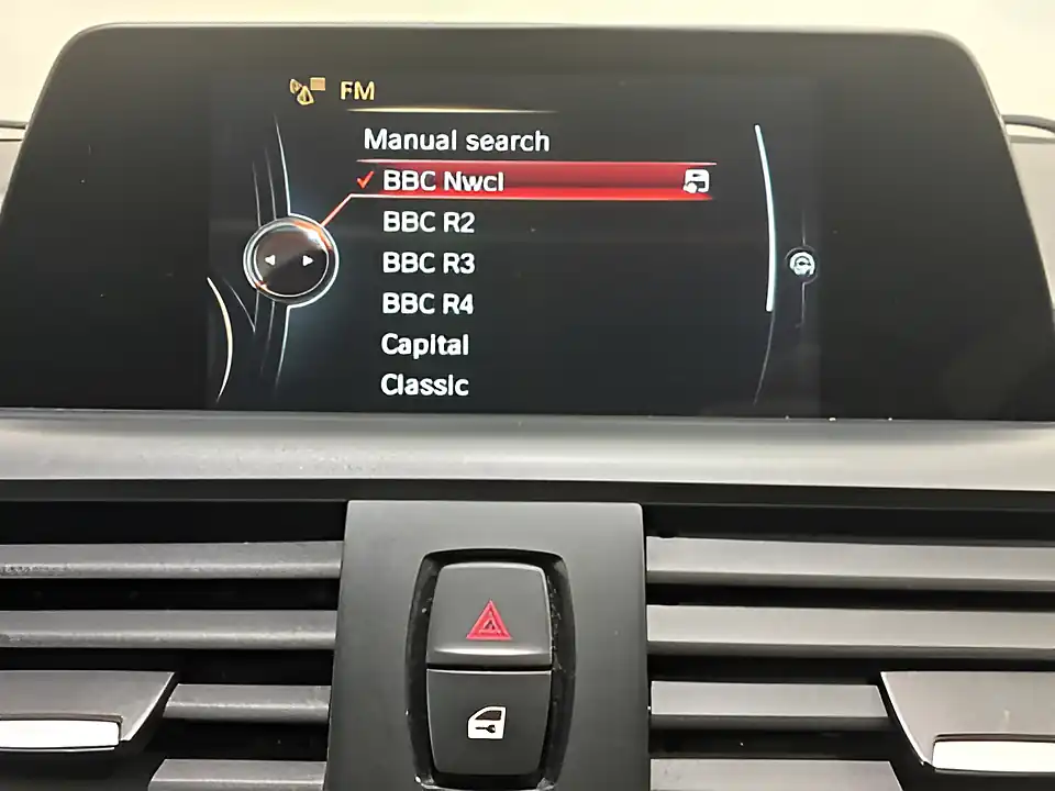 Used 2016 BMW 1 Series Sport White - Interior and Exterior details 16