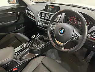 Used 2016 BMW 1 Series Sport White - Interior and Exterior details 3