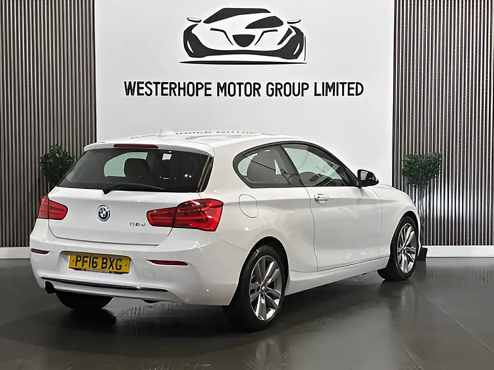 Used 2016 BMW 1 Series Sport White - Interior and Exterior details 4