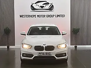 Used 2016 BMW 1 Series Sport White - Interior and Exterior details 7