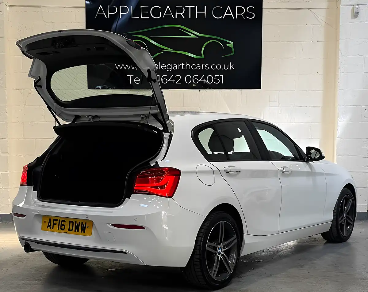 Used 2016 BMW 1 Series Sport White - Interior and Exterior details 4