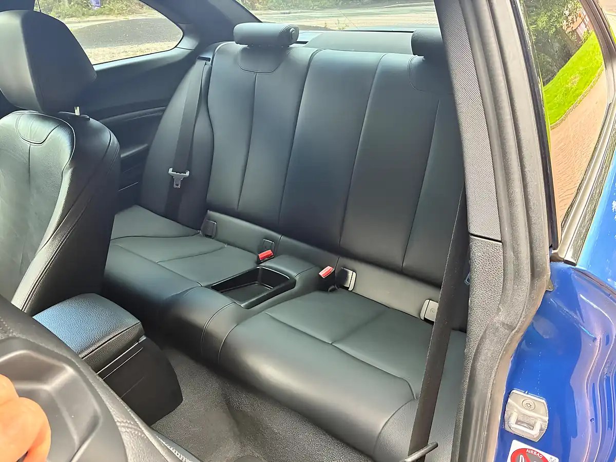 Used 2016 BMW 2 Series Blue - Interior and Exterior details 17