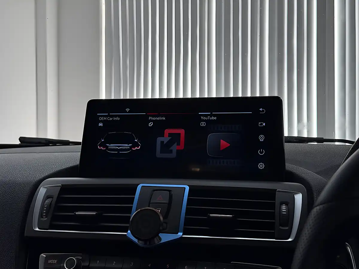 Used 2016 BMW 2 Series Coupe Estoril Blue - Interior and Exterior details 18