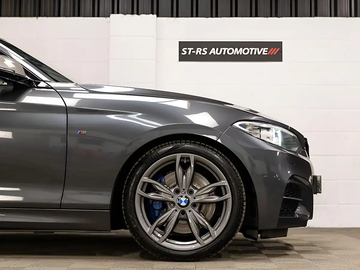 Used 2016 BMW 2 Series Coupe Grey - Interior and Exterior details 14