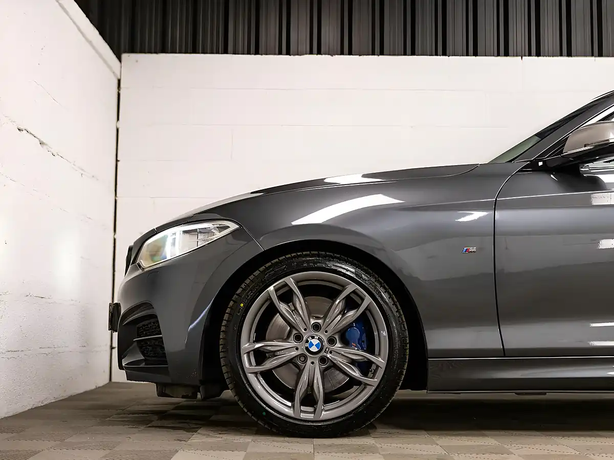 Used 2016 BMW 2 Series Coupe Grey - Interior and Exterior details 15