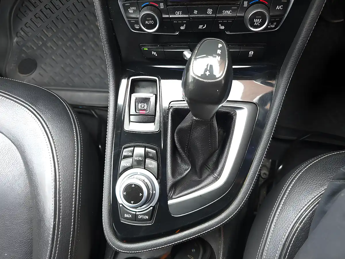 Used 2016 BMW 2 Series Gran Tourer Luxury Black - Interior and Exterior details 12