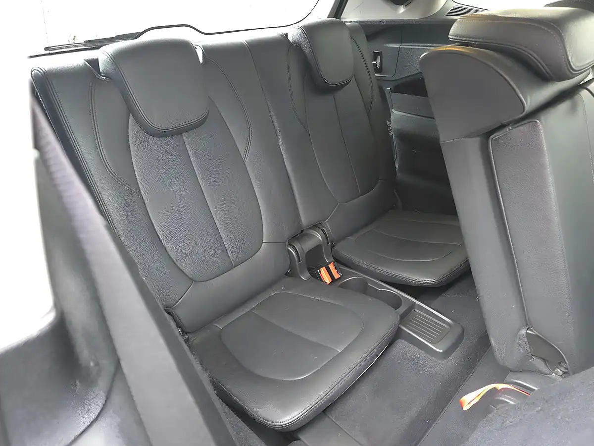 Used 2016 BMW 2 Series Gran Tourer Luxury Black - Interior and Exterior details 14