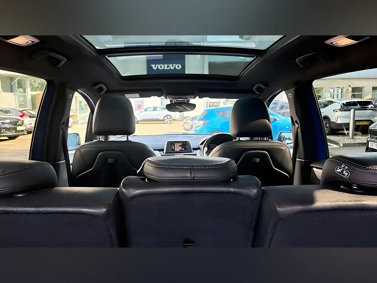 Used 2016 BMW 2 Series Gran Tourer M Sport Blue - Interior and Exterior details 9