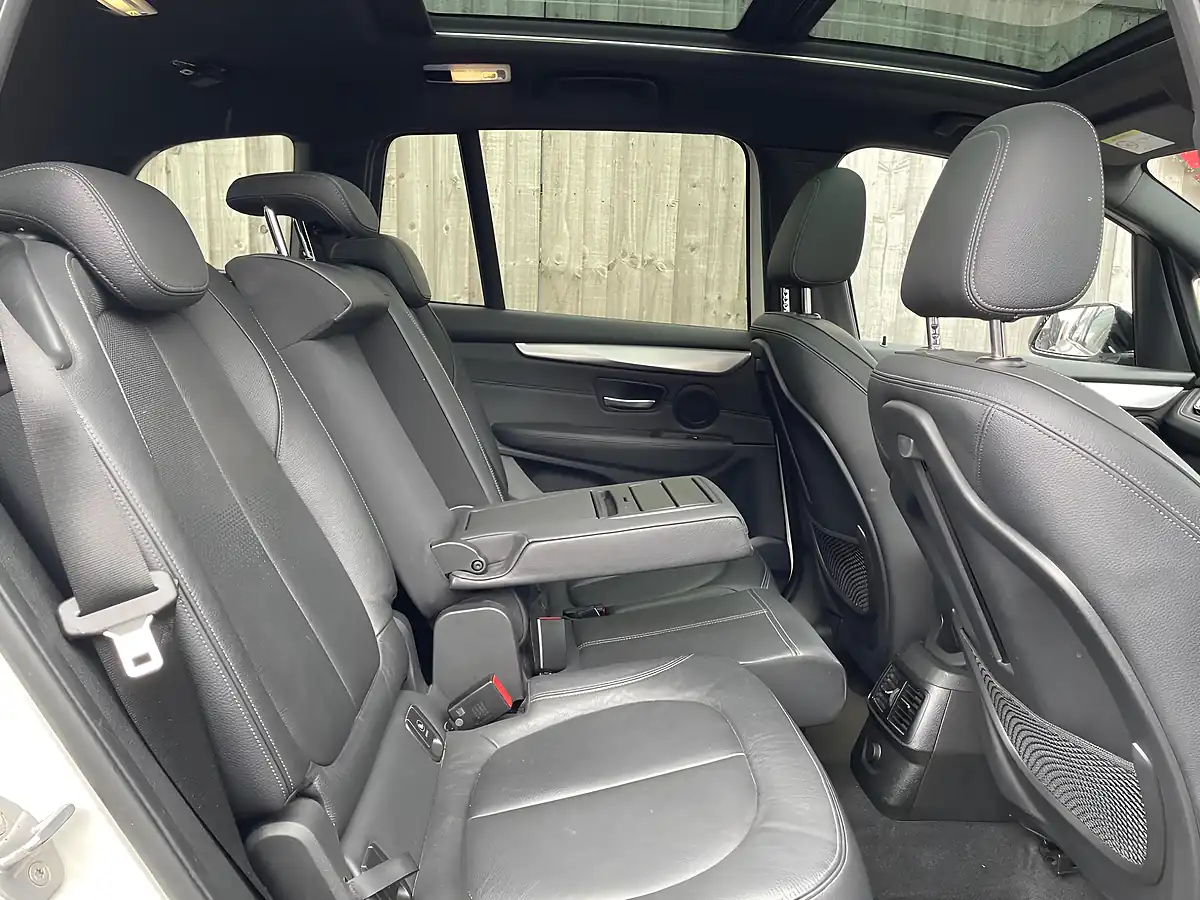 Used 2016 BMW 2 Series Gran Tourer M Sport White - Interior and Exterior details 9