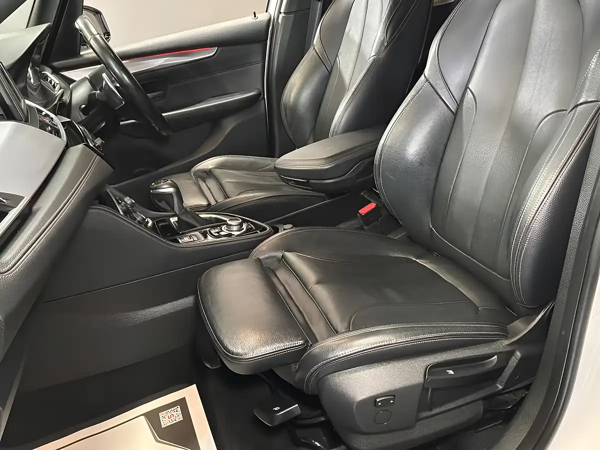 Used 2016 BMW 2 Series Gran Tourer M Sport White - Interior and Exterior details 11