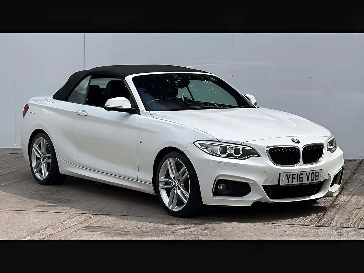 Used 2016 BMW 2 Series M Sport Alpine White - Interior and Exterior details 2