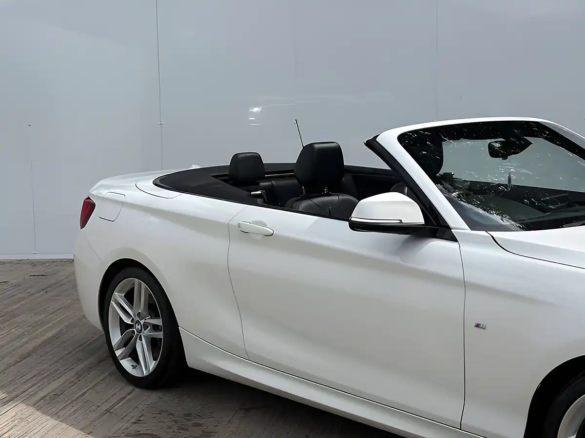 Used 2016 BMW 2 Series M Sport Alpine White - Interior and Exterior details 5