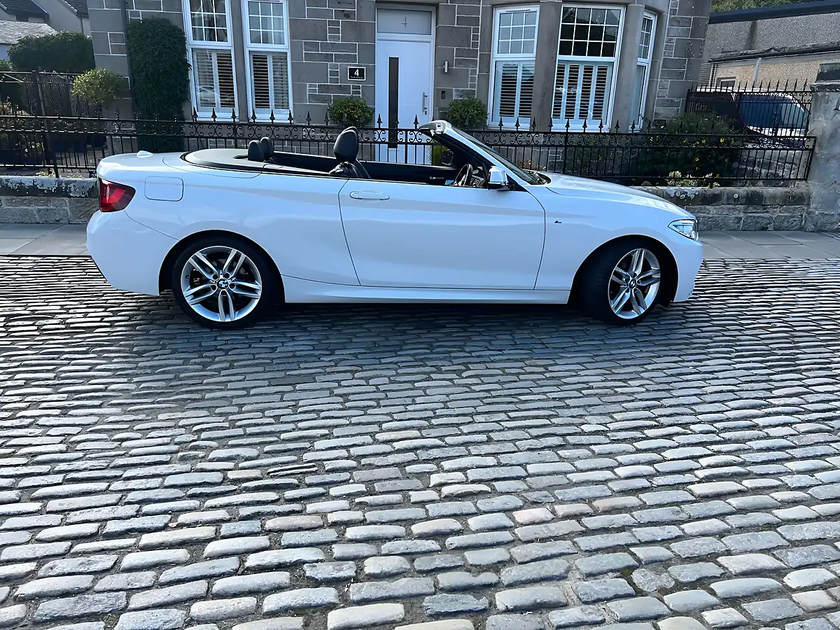Used 2016 BMW 2 Series M Sport Alpine White - Interior and Exterior details 10