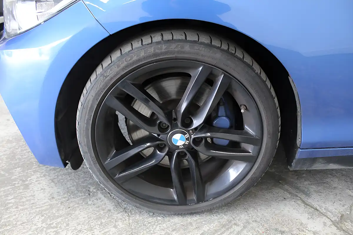 Used 2016 BMW 2 Series M Sport Blue - Interior and Exterior details 20