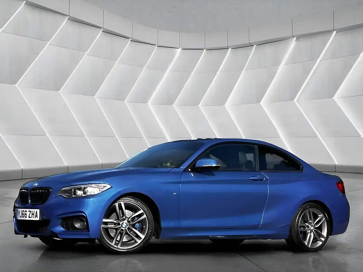 Used 2016 BMW 2 Series M Sport Blue - Front View