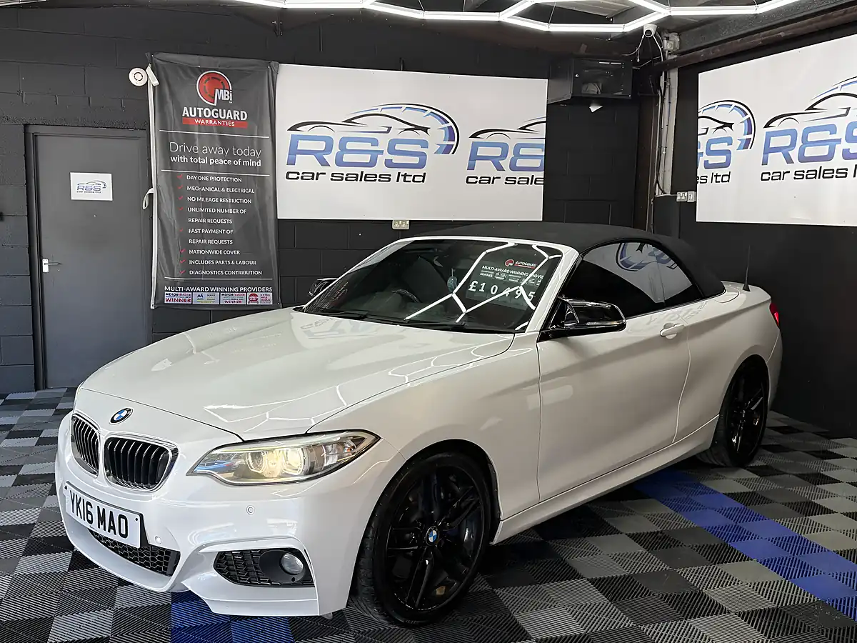Used 2016 BMW 2 Series M Sport White - Interior and Exterior details 11