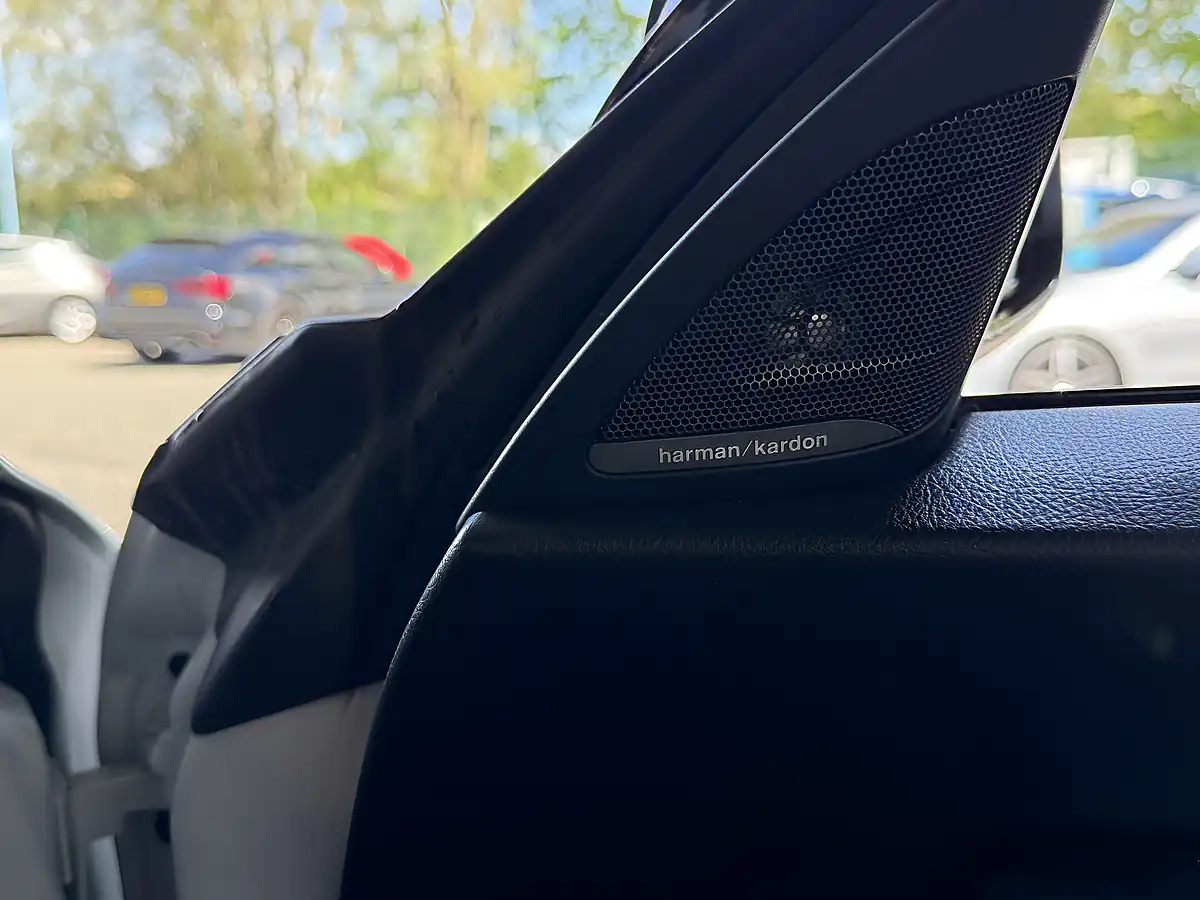 Used 2016 BMW 2 Series M Sport White - Interior and Exterior details 17