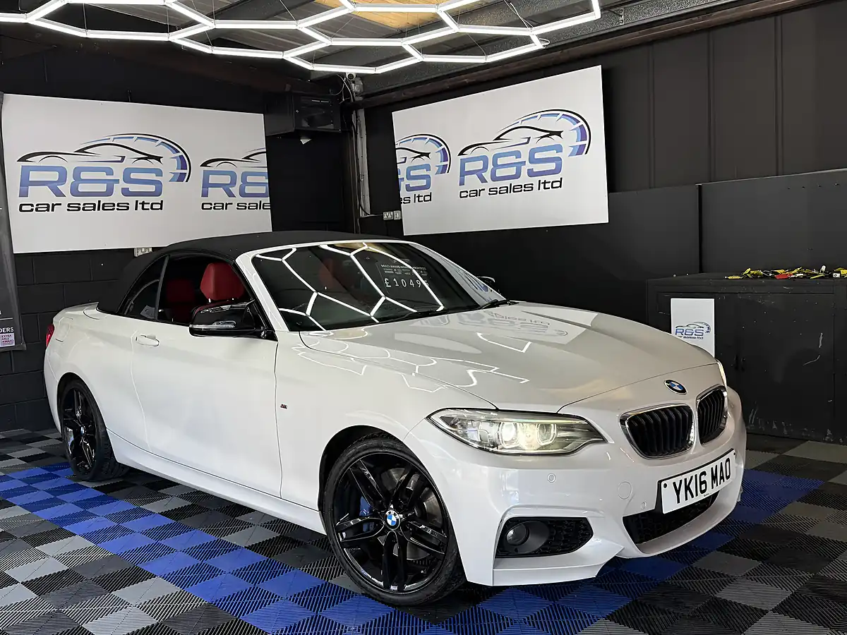 Used 2016 BMW 2 Series M Sport White - Interior and Exterior details 2
