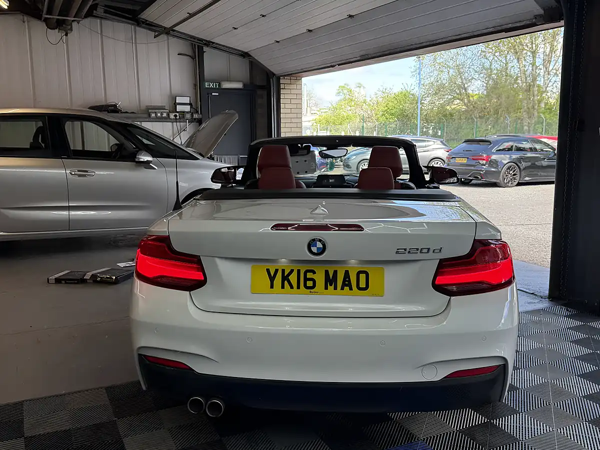 Used 2016 BMW 2 Series M Sport White - Interior and Exterior details 6