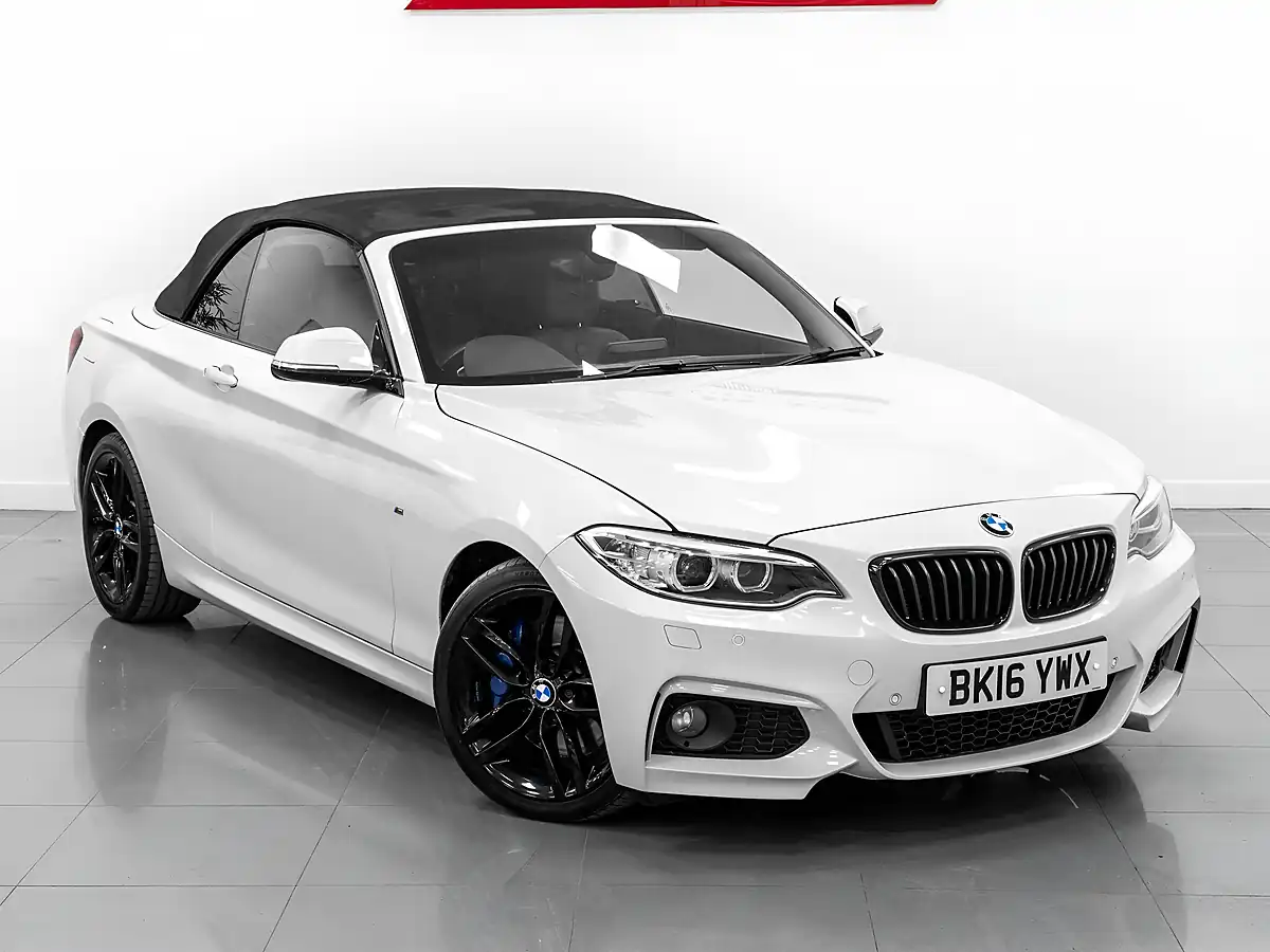 Used 2016 BMW 2 Series M Sport White - Interior and Exterior details 10