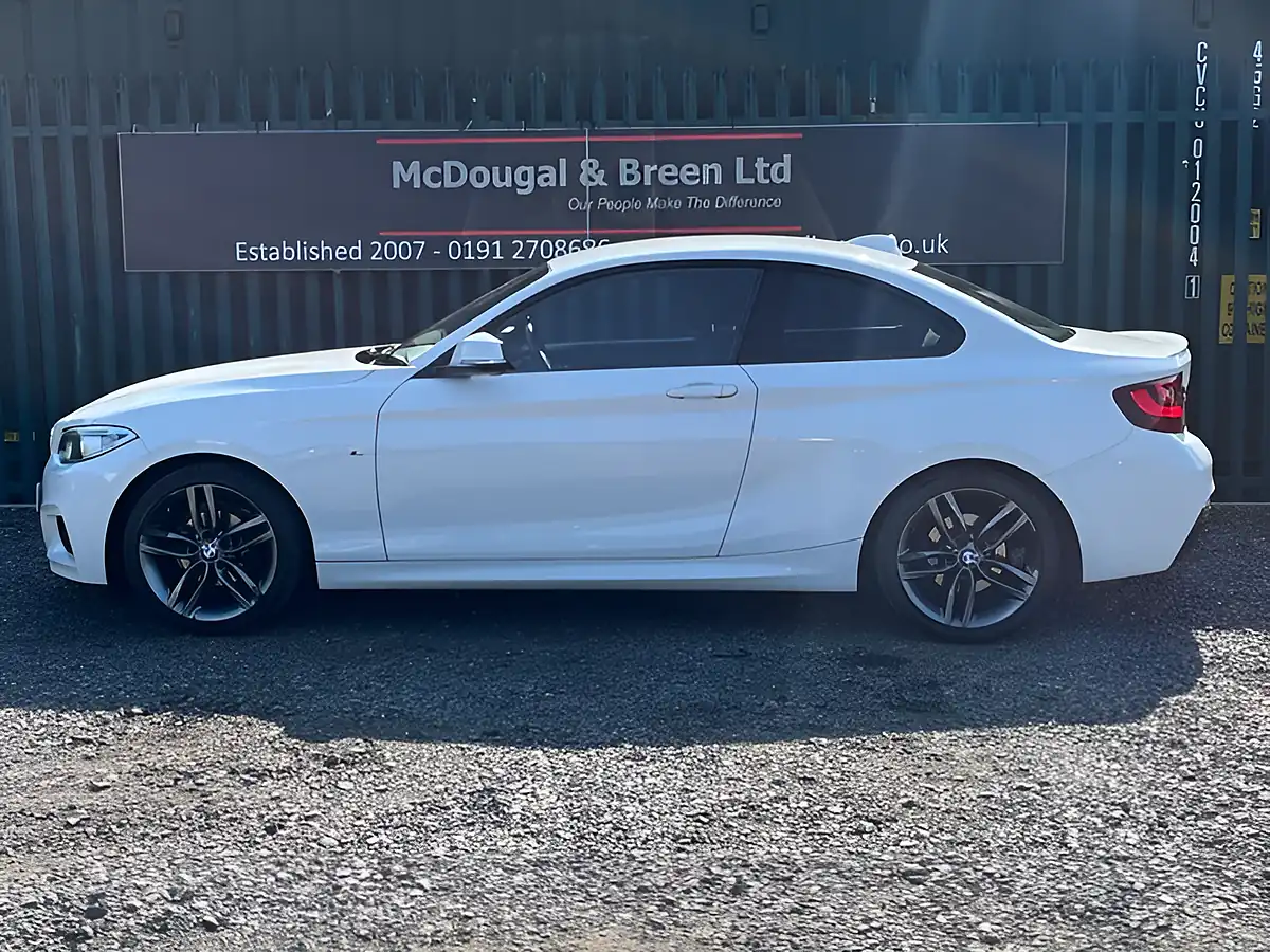 Used 2016 BMW 2 Series M Sport White - Interior and Exterior details 3