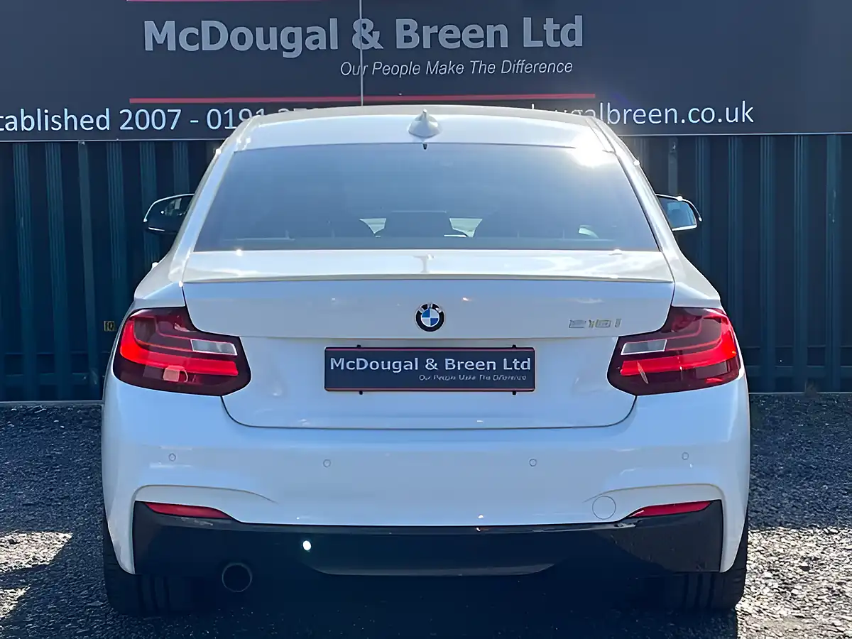 Used 2016 BMW 2 Series M Sport White - Interior and Exterior details 5