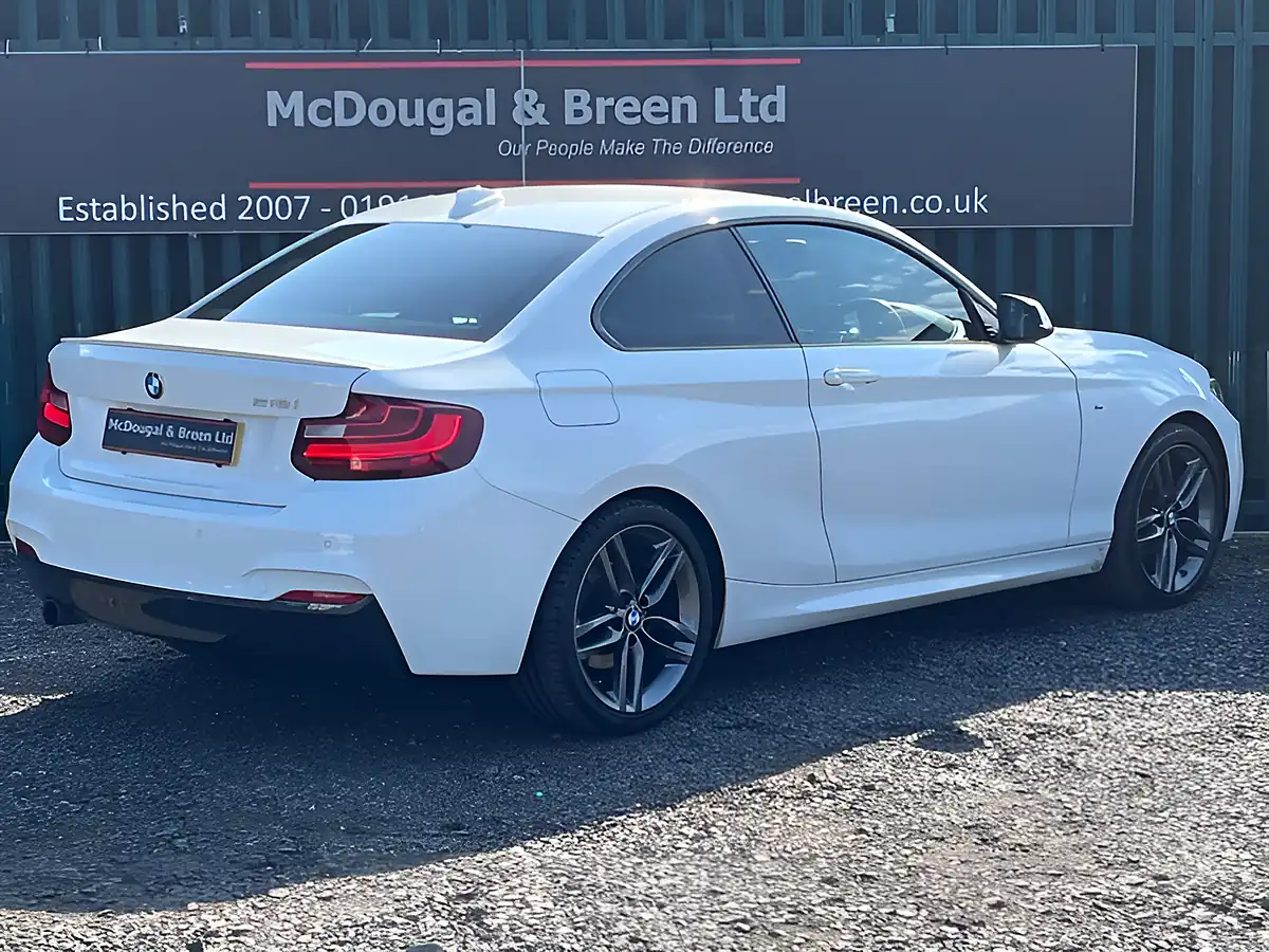 Used 2016 BMW 2 Series M Sport White - Interior and Exterior details 6