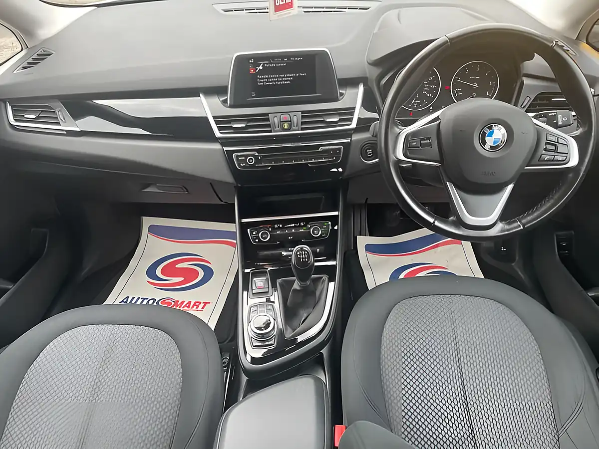 Used 2016 BMW 2 Series Se White - Interior and Exterior details 16