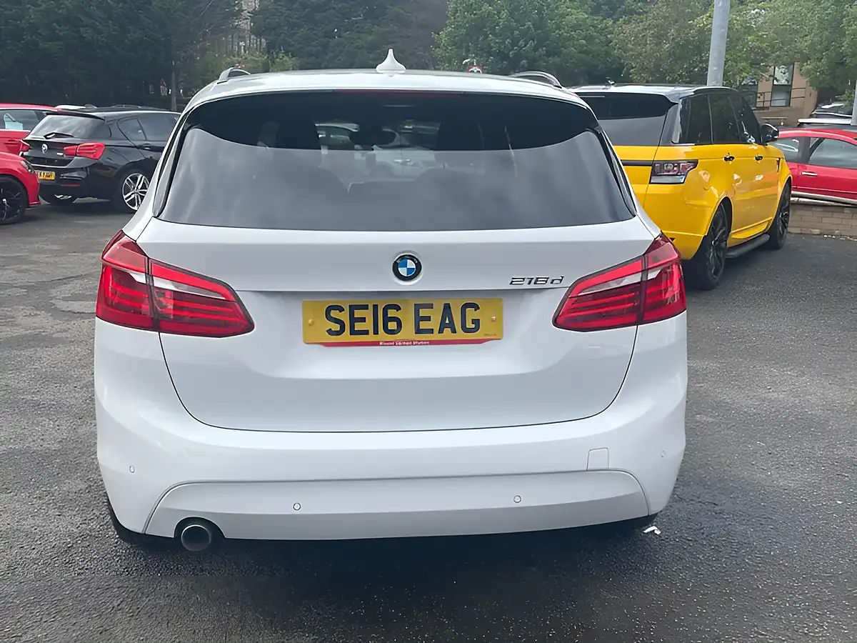 Used 2016 BMW 2 Series Se White - Interior and Exterior details 8