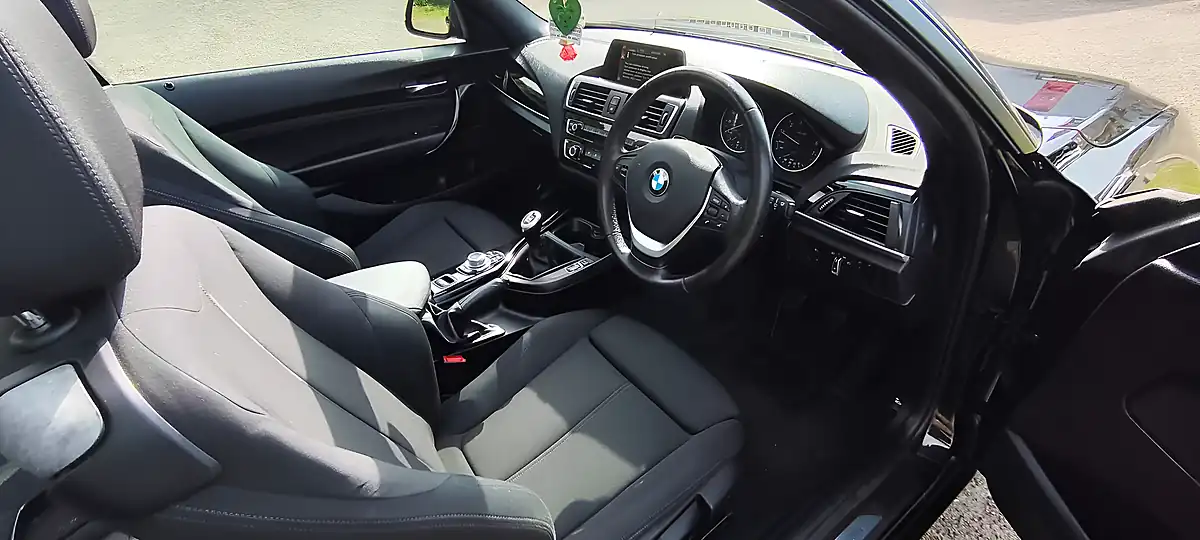 Used 2016 BMW 2 Series Sport Black - Interior and Exterior details 17