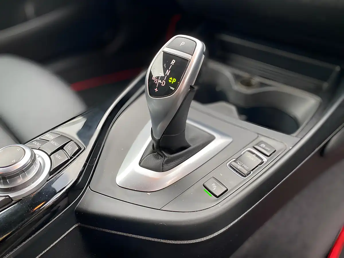 Used 2016 BMW 2 Series Sport Black - Interior and Exterior details 4