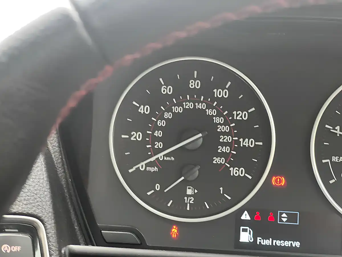 Used 2016 BMW 2 Series Sport Blue - Interior and Exterior details 18