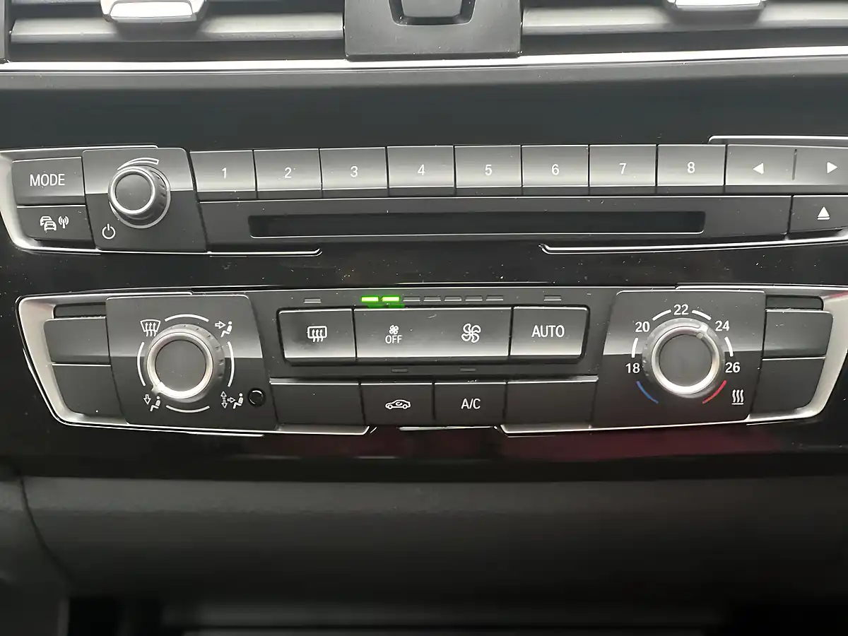 Used 2016 BMW 2 Series Sport Blue - Interior and Exterior details 19