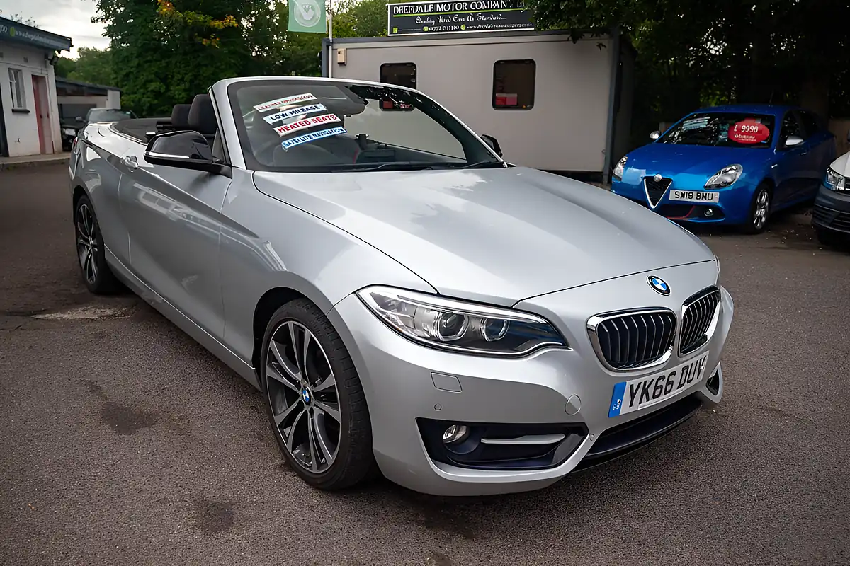 Used 2016 BMW 2 Series Sport Glacier Silver - Interior and Exterior details 10