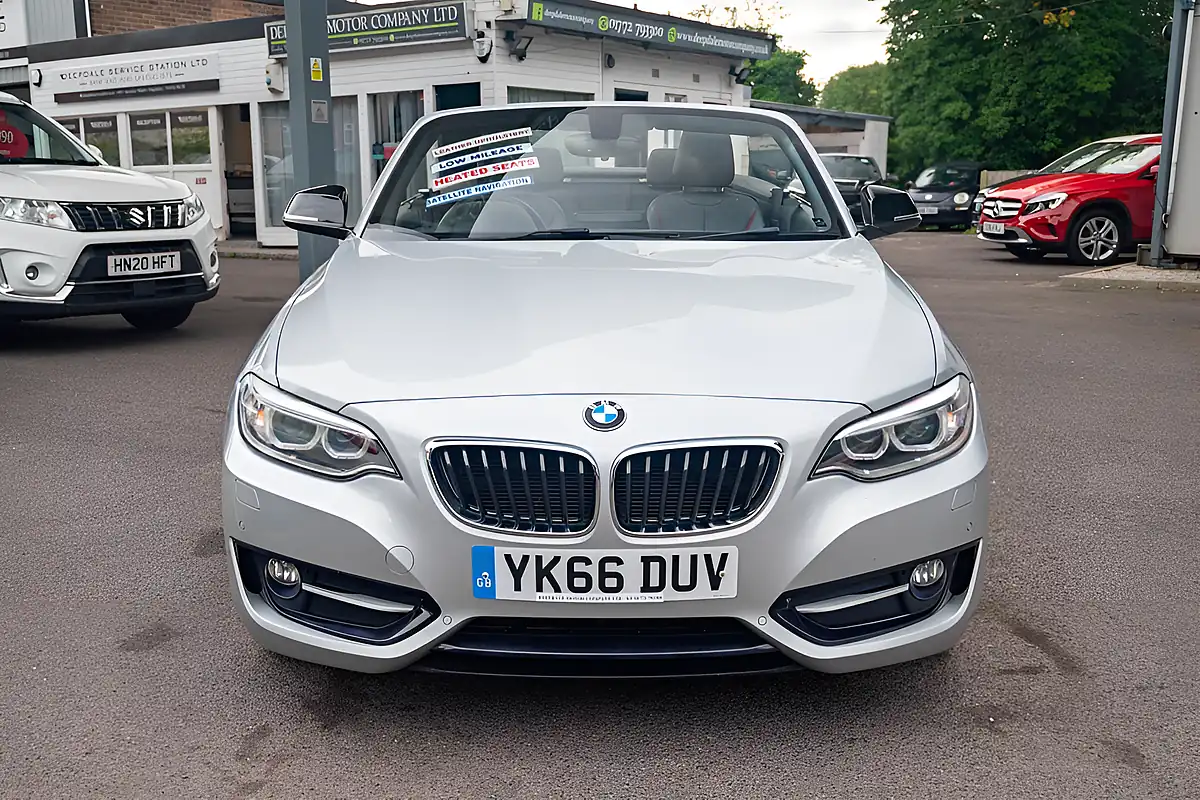 Used 2016 BMW 2 Series Sport Glacier Silver - Interior and Exterior details 3