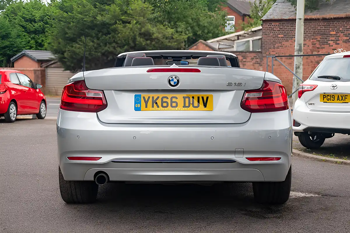 Used 2016 BMW 2 Series Sport Glacier Silver - Interior and Exterior details 7