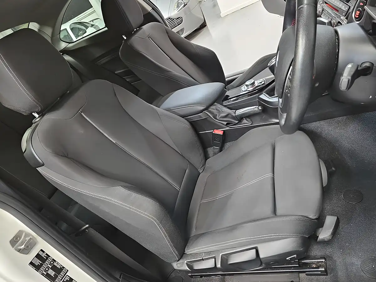 Used 2016 BMW 2 Series Sport White - Interior and Exterior details 19