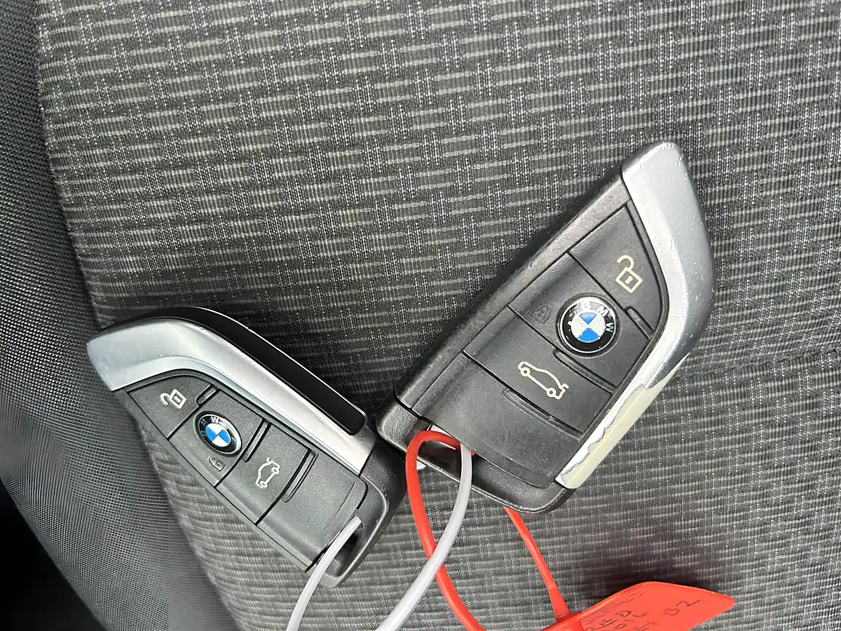 Used 2016 BMW 218 Grand Tourer Red - Interior and Exterior details 19