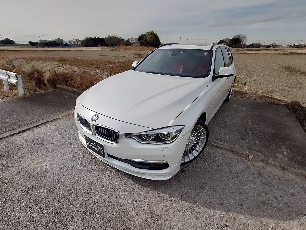 Used 2016 BMW 3 Series Alpina Mineral White - Interior and Exterior details 11