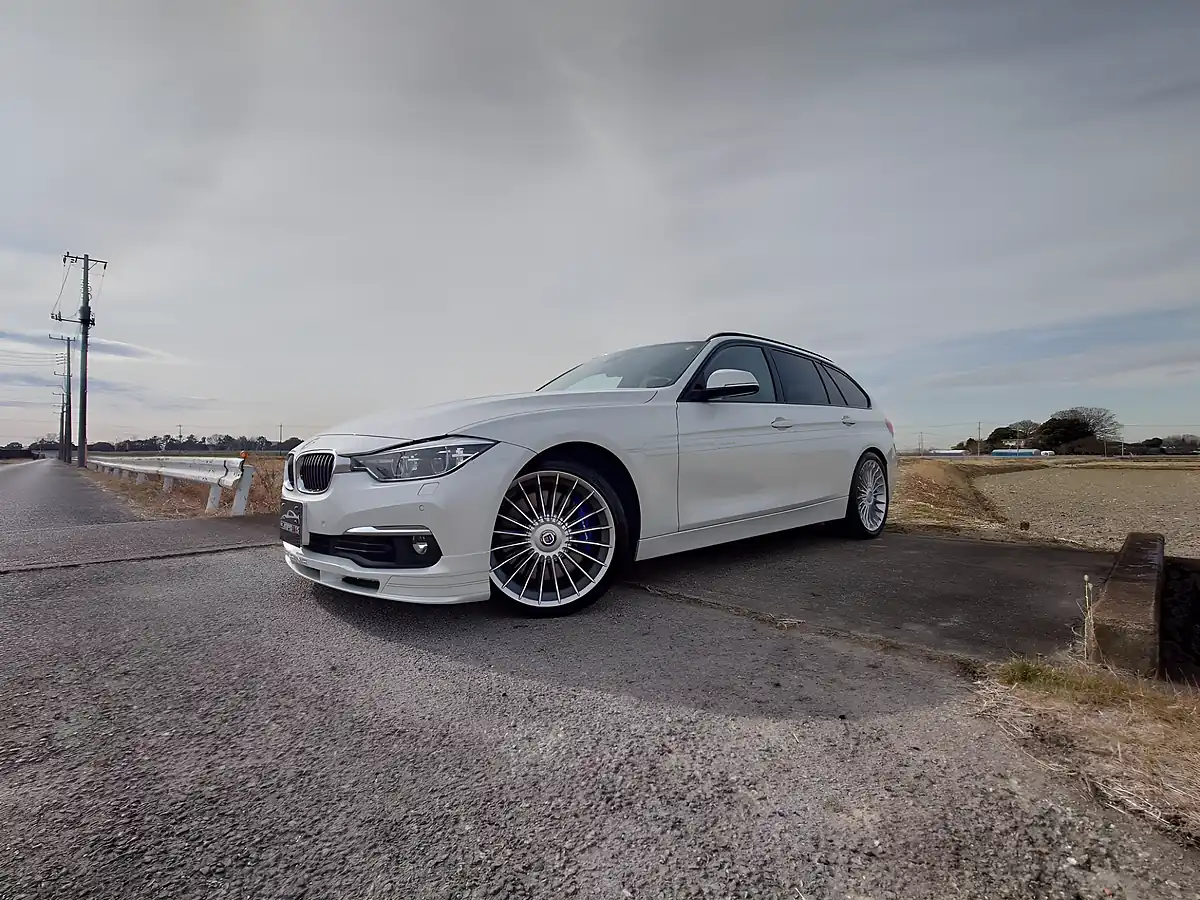 Used 2016 BMW 3 Series Alpina Mineral White - Interior and Exterior details 7